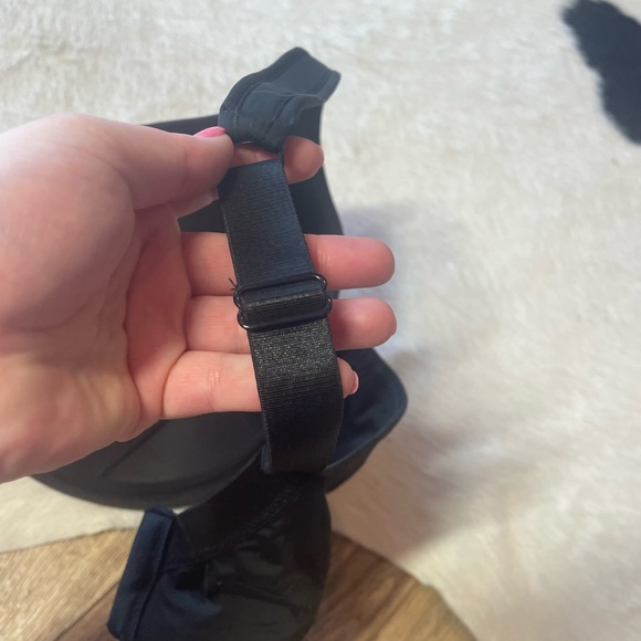 Underoutfit THE UNDERWIRE CRADLE BRA in black - Picture 14 of 15